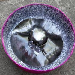 Chapeau difficile à porter